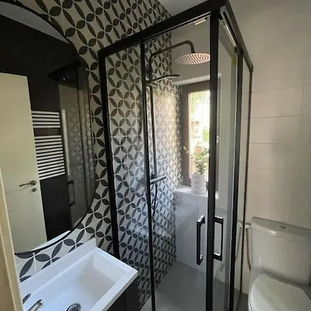 Urban By Unique Apartment *